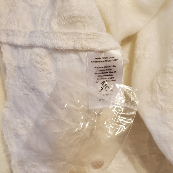 Talbots embroidered linen ¾sleeve scallop-hem top - Picture 4 of 7